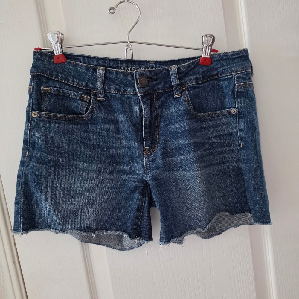 American Eagle Stretch Denim Shorts Dark Wash Raw Hem Size 8
